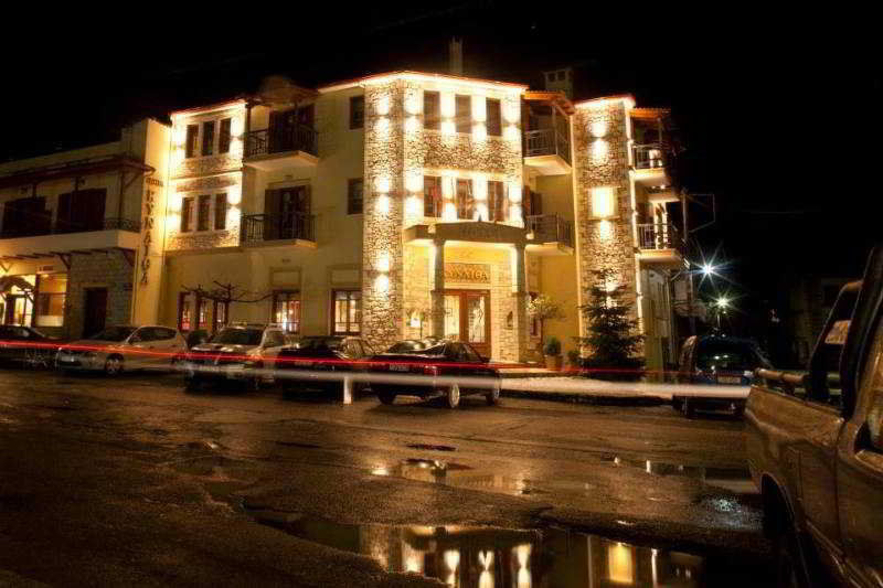 Hotel Kynaitha กาลาวริตา ภายนอก รูปภาพ